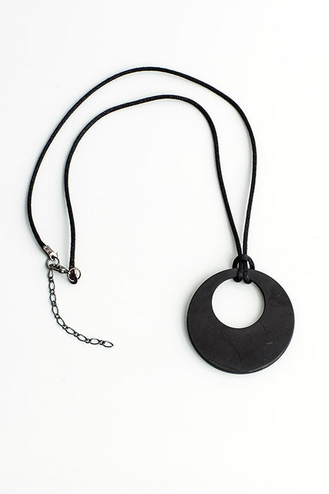 Anti-wave circle pendant one